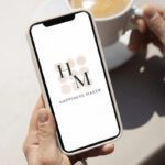 تصميم الهوية البصرية لشركة صناع السعادة HM | حلول إبداعية من Creative Agency