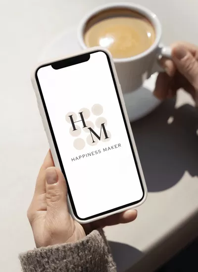 تصميم الهوية البصرية لشركة صناع السعادة HM | حلول إبداعية من Creative Agency